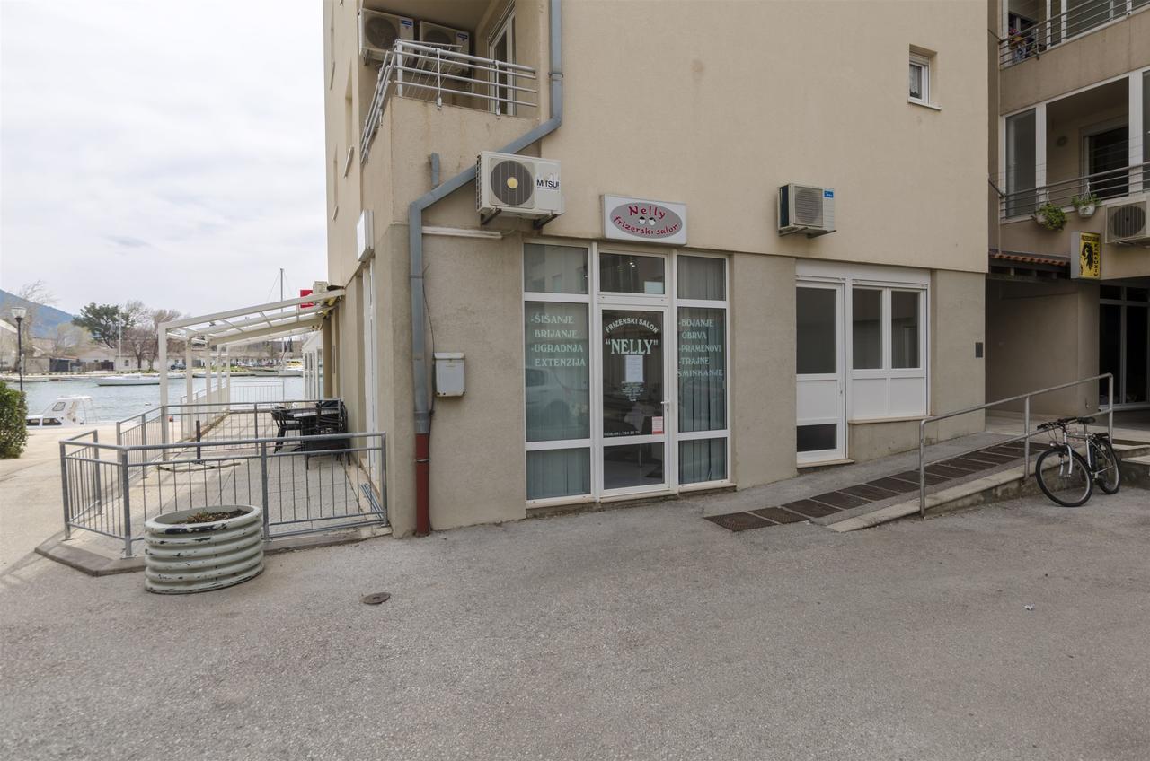 Apartment Antonela Omiš Exterior foto